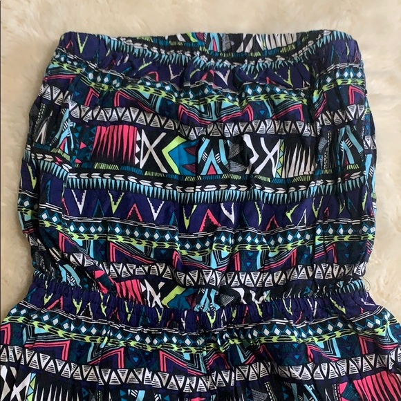 5/$25 Divided neon Aztec print romper - Picture 3 of 5